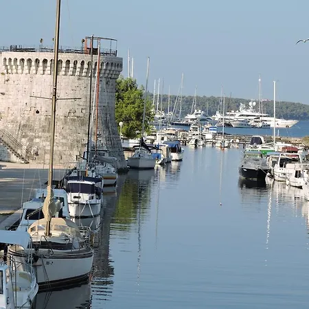 Luna Apartman Trogir