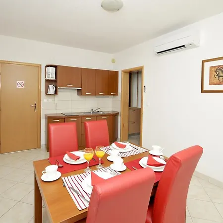 Luna Apartmán