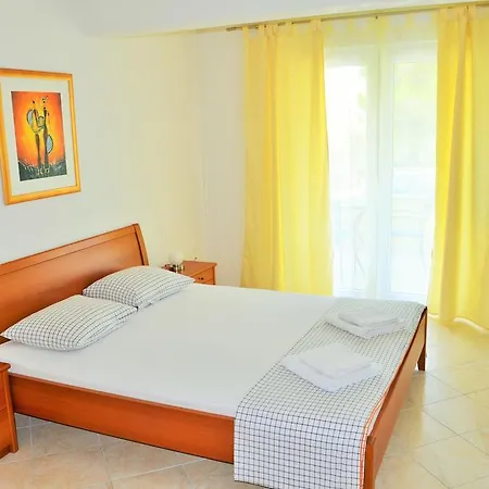 Luna Apartamento Trogir
