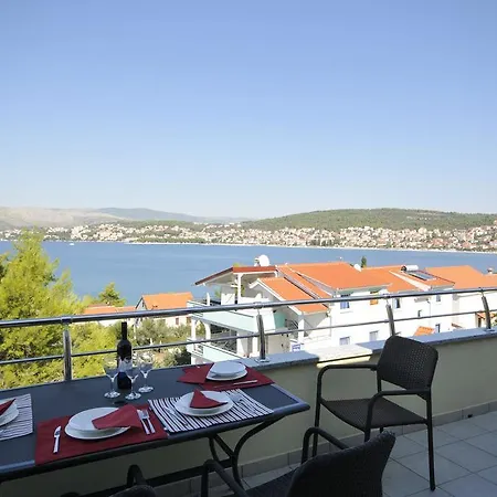 Luna Trogir
