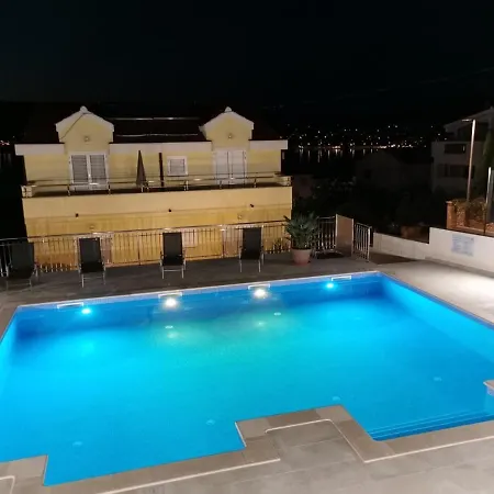 Apartman Luna *