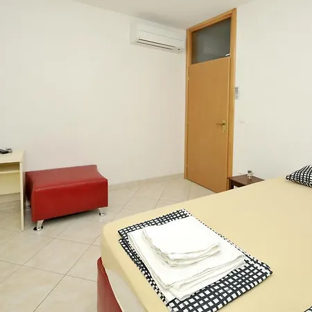 Luna Apartman Trogir