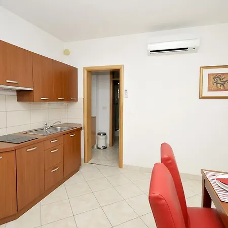 Luna Apartman Trogir
